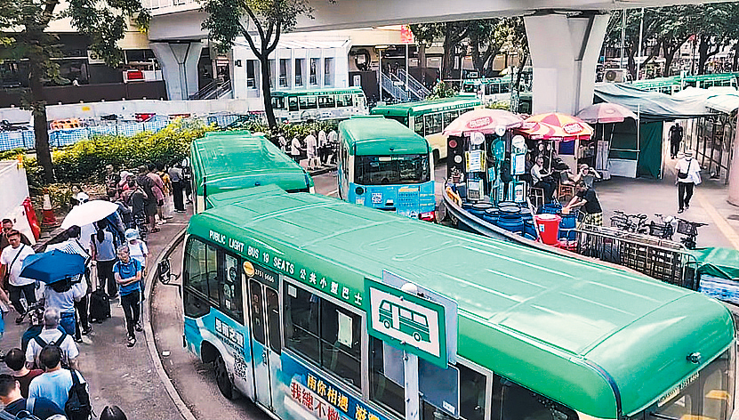 六旬婦人咬噬小巴女司機的事件發生於上水新運路小巴總站。 
