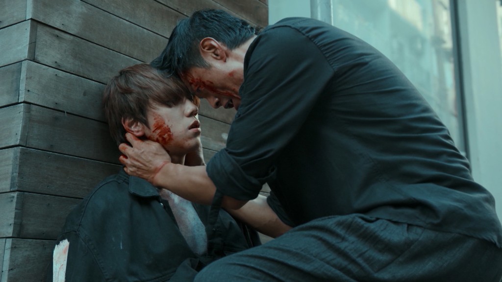 姜濤演的「葉天晴」於「611事件」慘被斬死，令演其父親「葉蓋天」的德斌極度難過。