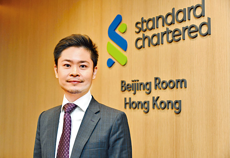 渣打香港財富管理部主管何文俊表示,冀全年財管收入可望持平。