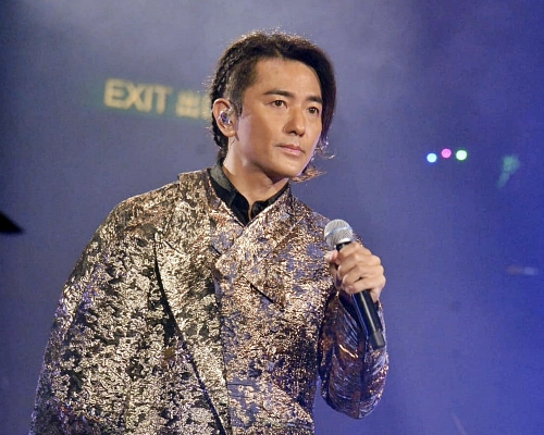 伊健演唱會開鑼。