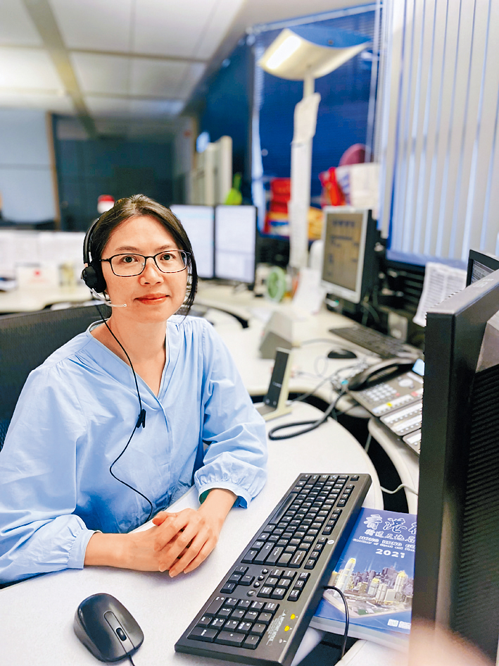 警察通訊員王小眉表示，市民致電999隨時性命攸關，自然要分秒必爭，不能忙中出錯。