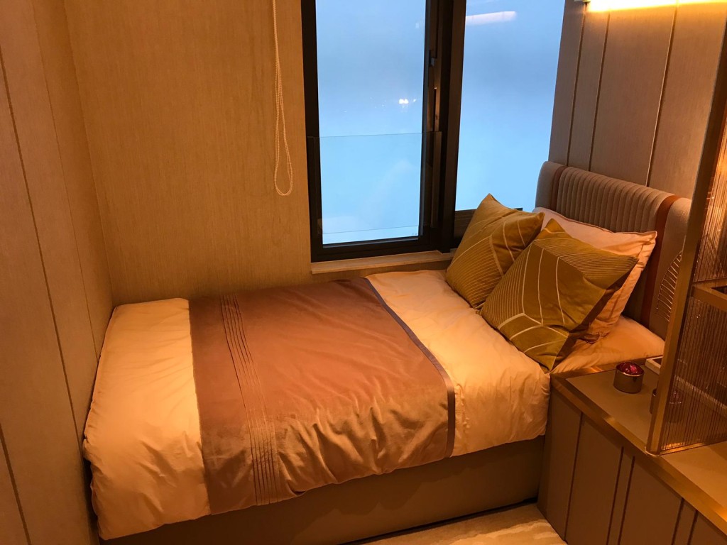 1座28樓E室連裝修