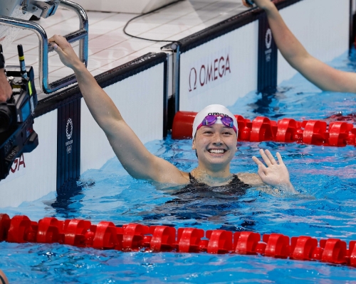 何詩蓓今早出戰女子100米自由泳準決賽。