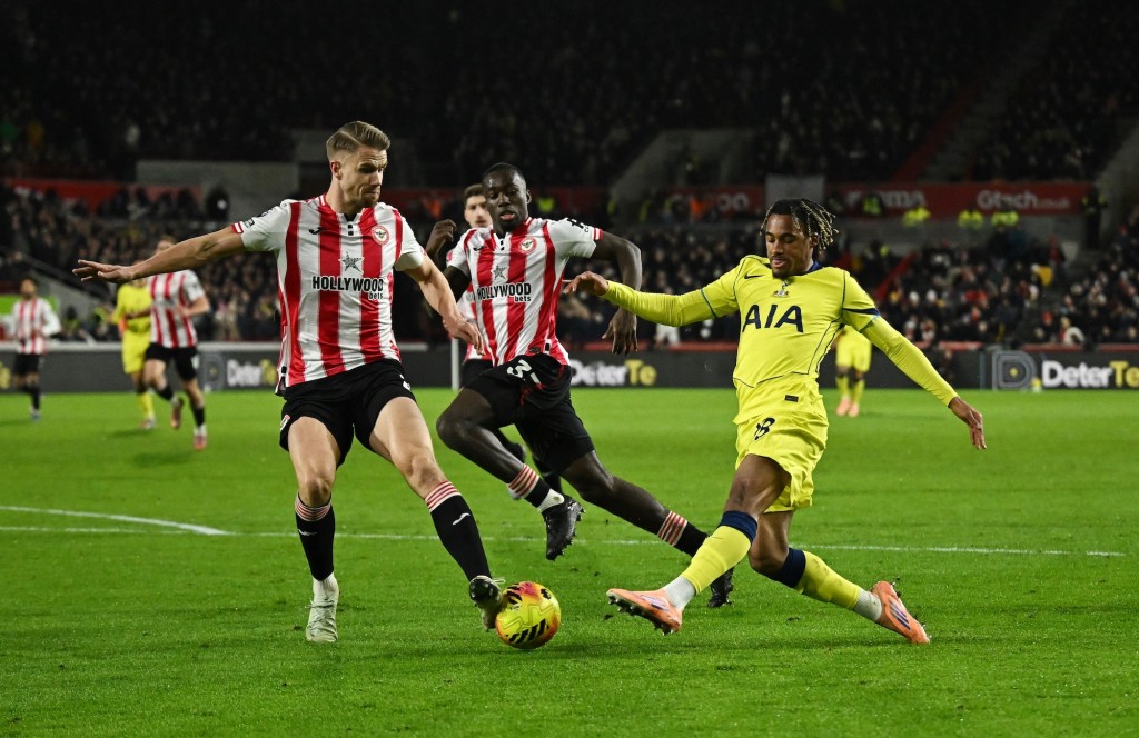 熱刺作客0：0悶和賓福特。路透社