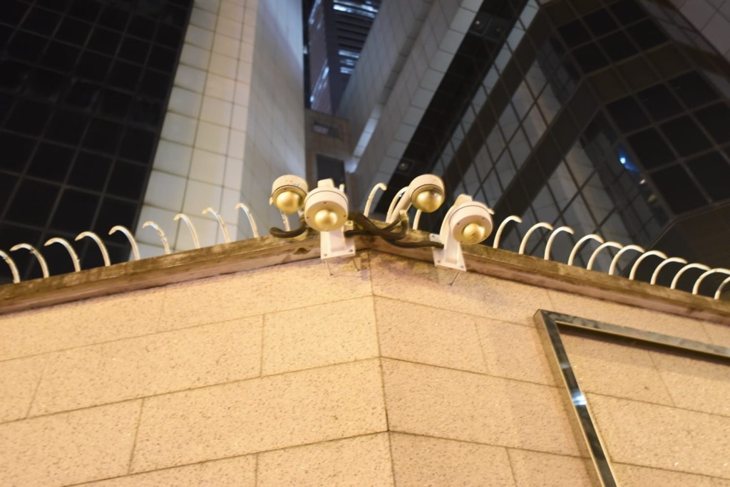 閉路電視亦被遮蔽。