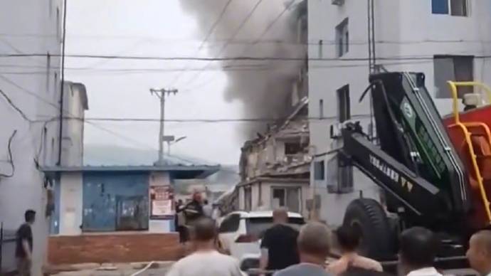 遼寧葫蘆島市有住宅疑液化氣體洩漏爆炸。上遊新聞