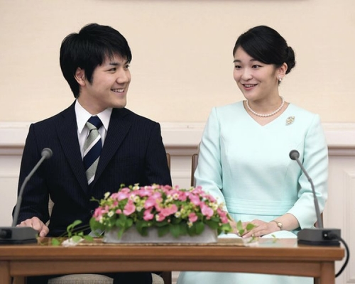日本真子公主與小室圭的婚事終獲文仁親皇同意。 AP資料圖片