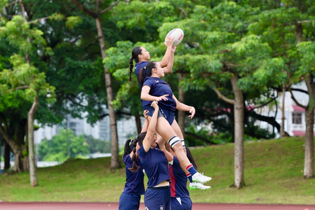 將首次出任亞運會香港女子隊隊長的陳穎(觸球者)期望今屆亞運能轉換顏色。徐嘉華攝 將首次出任亞運會香港女子隊隊長的陳穎(觸球者)期望今屆亞運能轉換顏色。徐嘉華攝