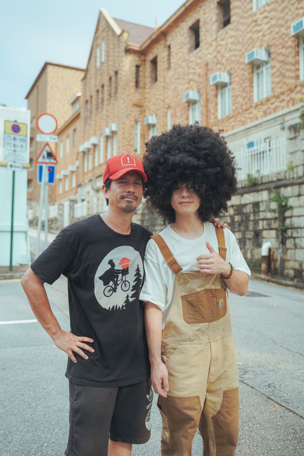Eric Kwok除了監製歌曲外,他亦兼任MV導演。