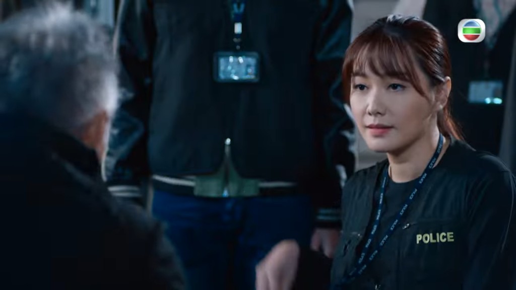 汤洛雯在《隐门》饰演警花「杨忻晓」，却被指有点肿胀。