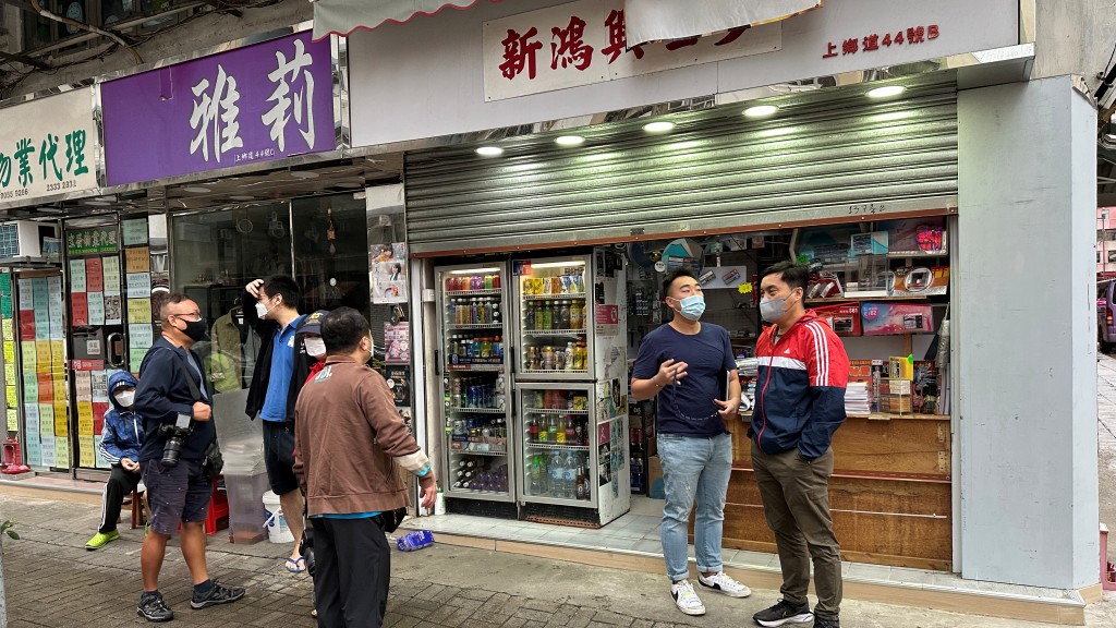 土瓜灣一間士多被撬閘盜竊。梁國峰攝