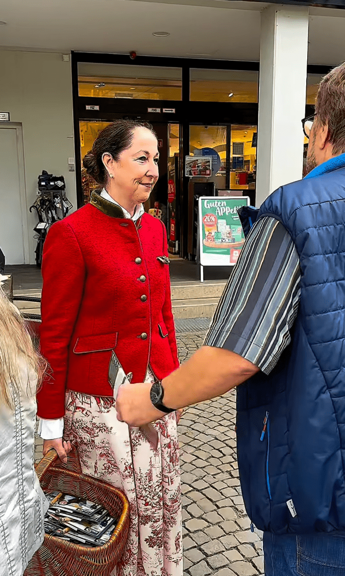 史塔尔策刚于9月28日当选市长、原定11月1日上任。IG@IrisStalzer