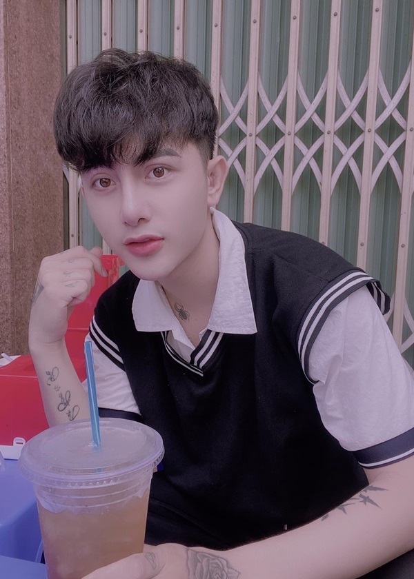 Đỗ Quyền facebook圖片