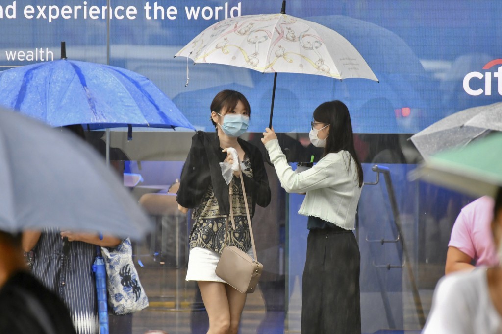 天文台預料本周五(22日)開始下周四(28日)圴有有一兩陣雨。資料圖片