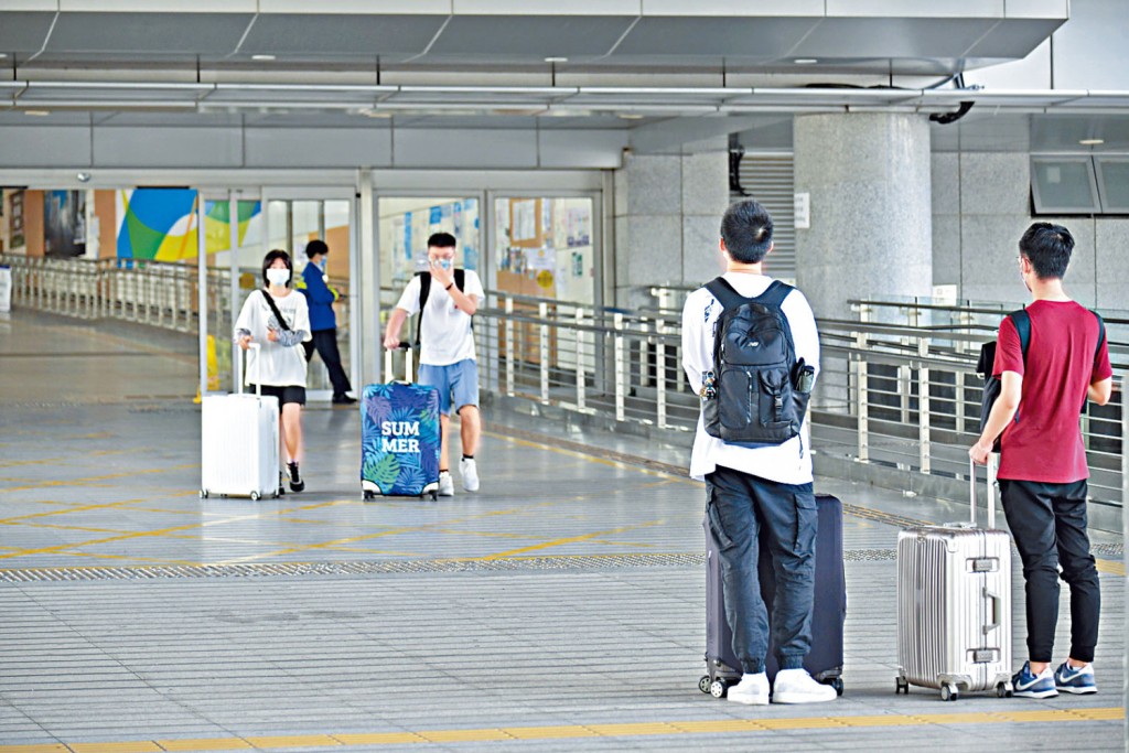 入境深圳健康驛站預約名額增加。 資料圖片