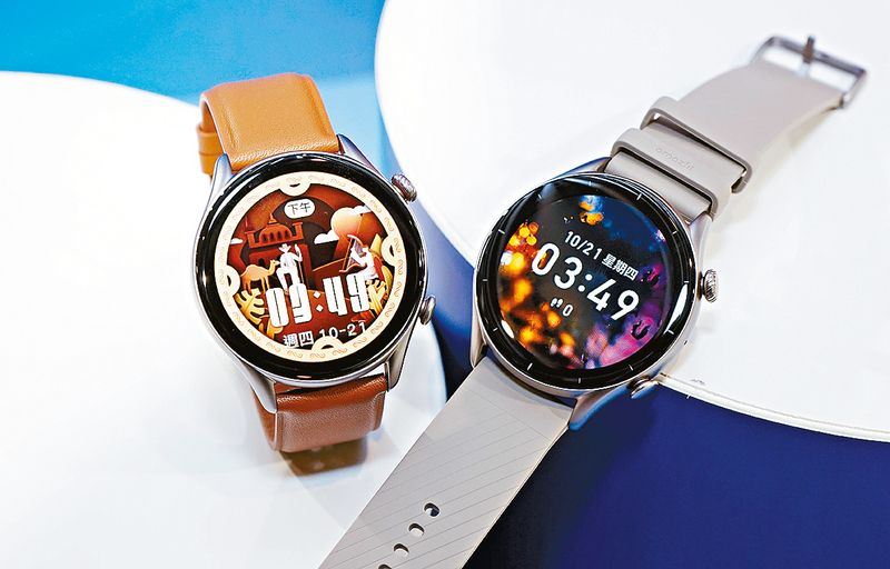 ●GTR 3 Pro（左）及GTR 3（右）分別在於前者表面更大，還可以下載音樂及免提通話。