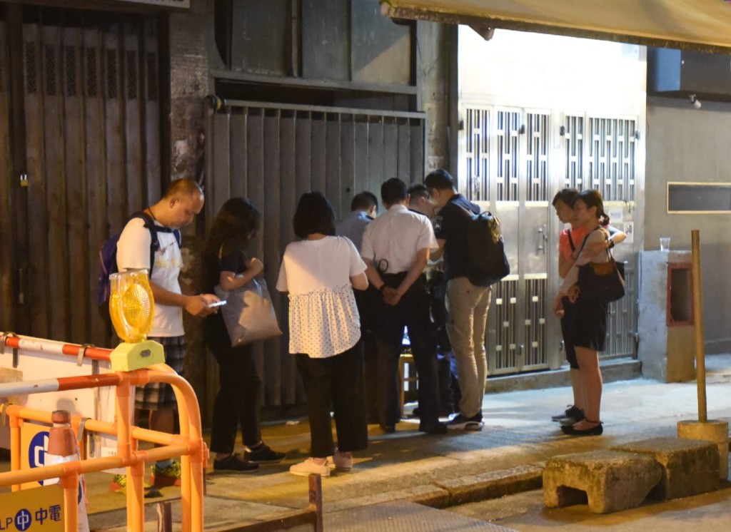 警員到場調查