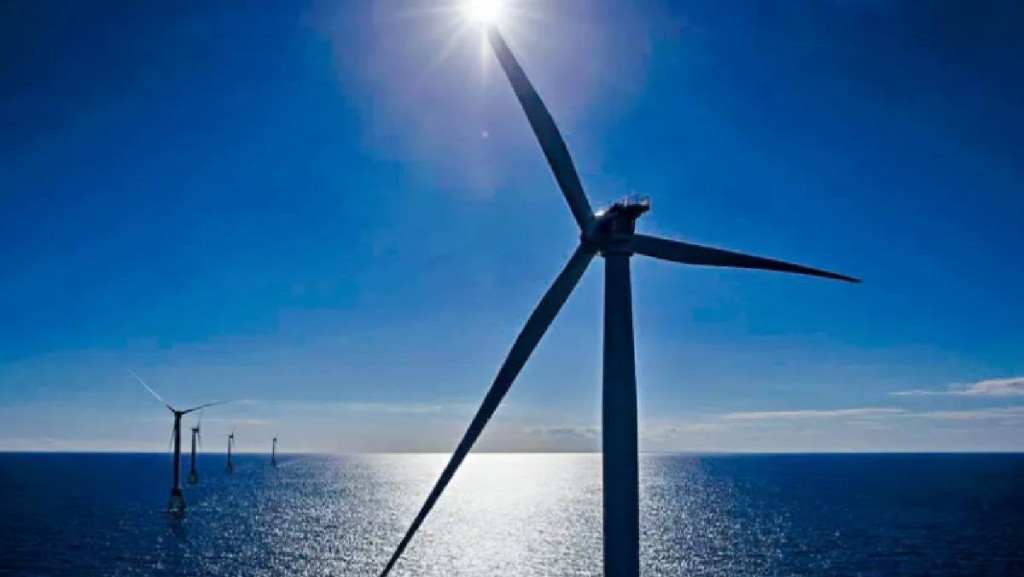 投行Evercore预计数据中心或AI的电力负荷将由天然气占50%、太阳能占25%及风能占25%。