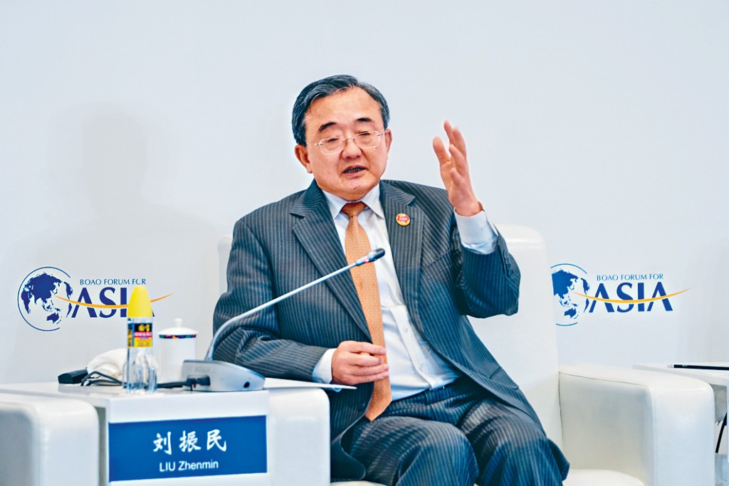 中國氣候變化事務特使劉振民和白宮氣候顧問波德斯達首度會面。