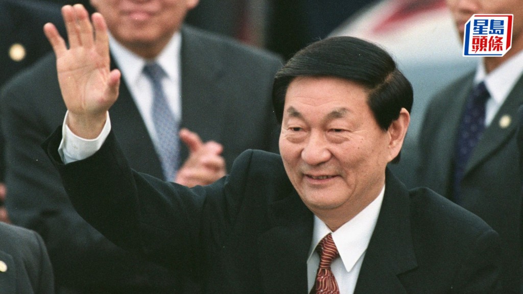 2002年朱鎔基來港出席第16屆世界會計師大會。 星島資料圖 2002年朱鎔基來港出席第16屆世界會計師大會。 星島資料圖
