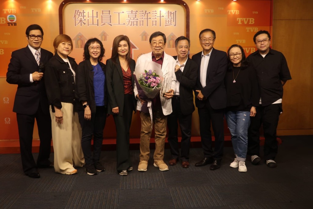 胡枫接受访问时，表示TVB每位同事对他很友善又尊重。