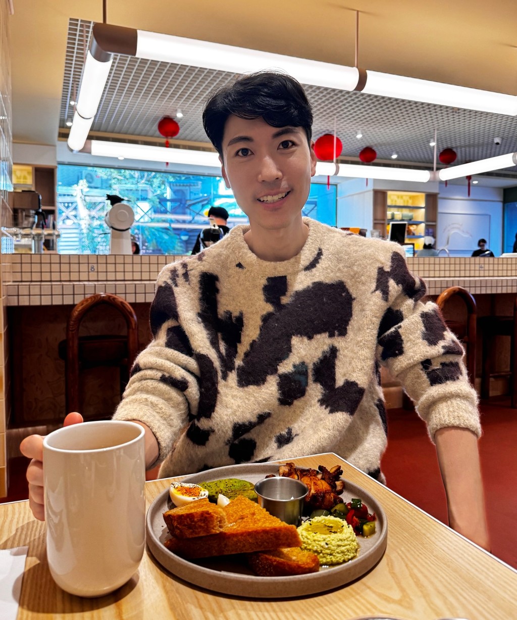 郭田葰不時分享生活點滴,外貌愈來愈年輕。 郭田葰不時分享生活點滴,外貌愈來愈年輕。