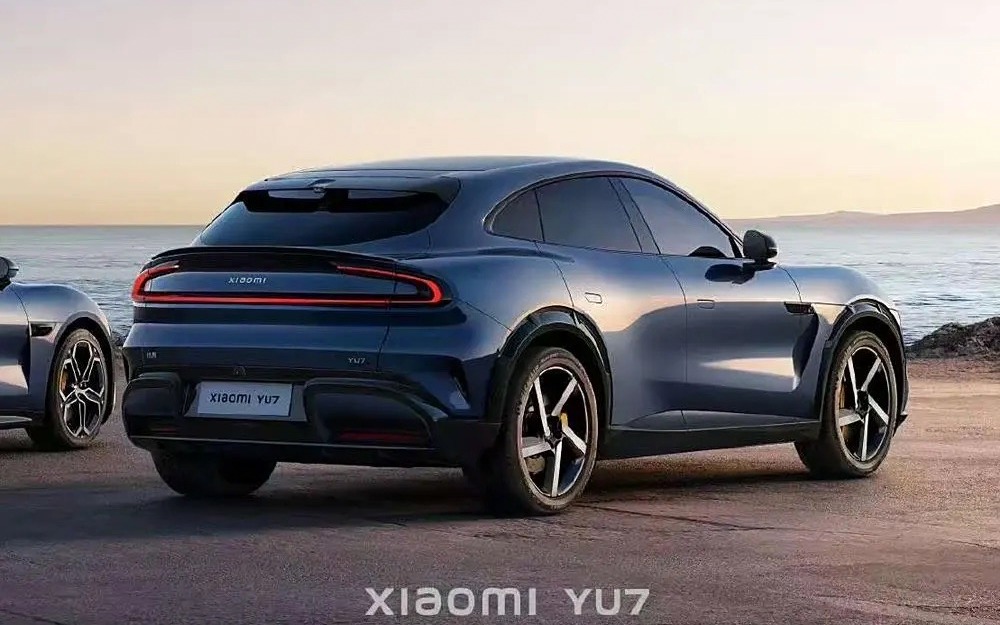 小米XIAOMI全新YU 7純電動SUV，將採用前後馬達及四驅格式，屬於一款高性能車款。