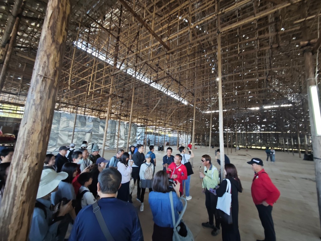 巨型「醮棚」高超過30米(高約5層樓)。錦田鄉事委員fb圖片 巨型「醮棚」高超過30米(高約5層樓)。錦田鄉事委員fb圖片