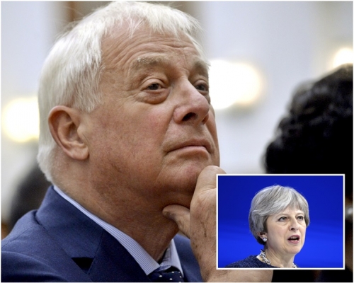 彭定康去信文翠珊（小圖），要求表達關注香港政治情況。