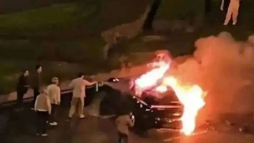 小米SU7成都追撞燃燒調查公布。