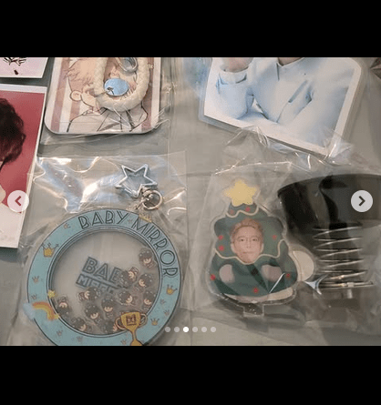 MIRROR的官方周邊商品。IG圖片 MIRROR的官方周邊商品。IG圖片