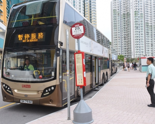 九巴明起恢復部分路綫。資料圖片