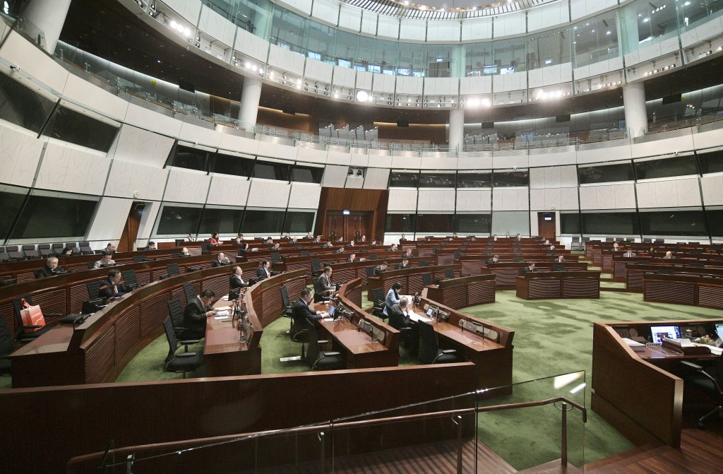 立法會今日（22日）恢復二讀《2026年撥款條例草案》辯論。