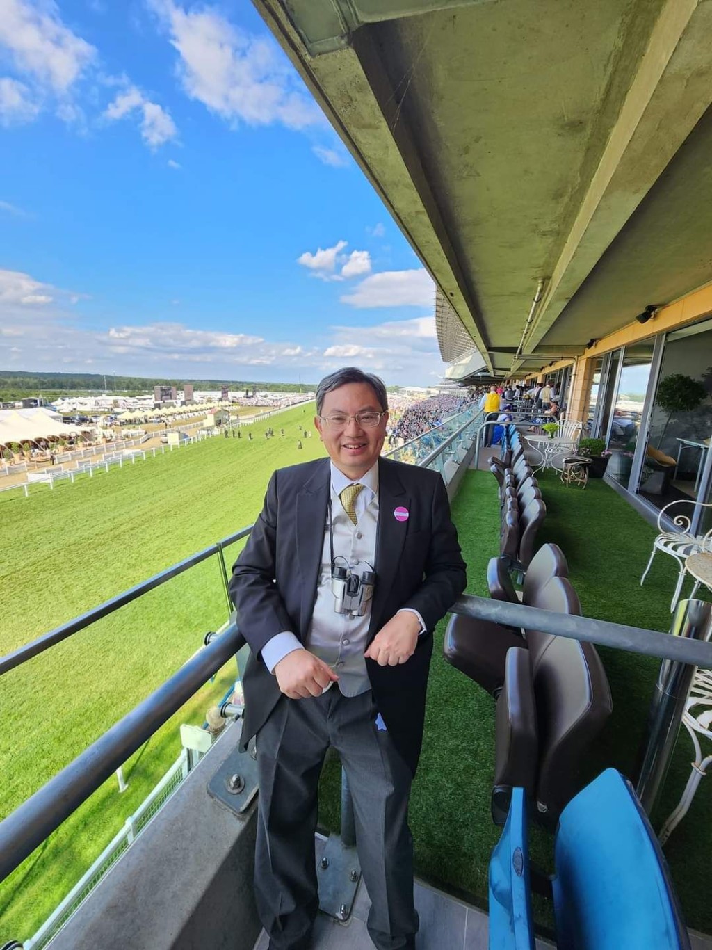 吳嵩上周前往英國欣賞皇家雅士谷賽事。