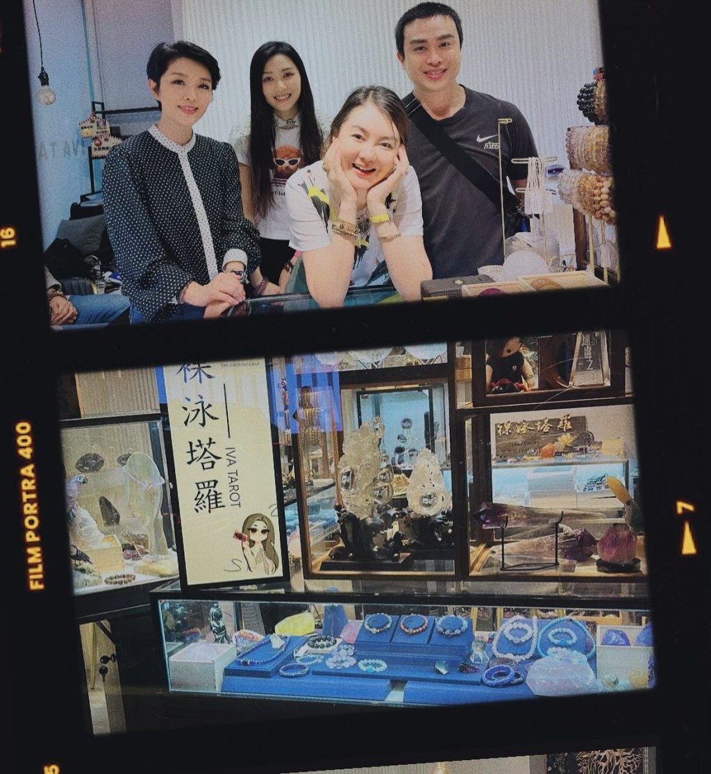罗泳娴昨日（18日）在IG分享一张在其店内所拍的合照，当中见到陈淑兰和陈芷菁一同现身。