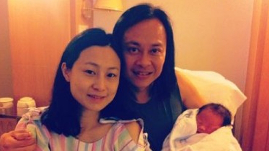 蔡一智儿子 First Choy于2012年出世。  ​