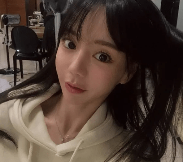 正在被通緝的黃荷娜。Instagram 正在被通緝的黃荷娜。Instagram