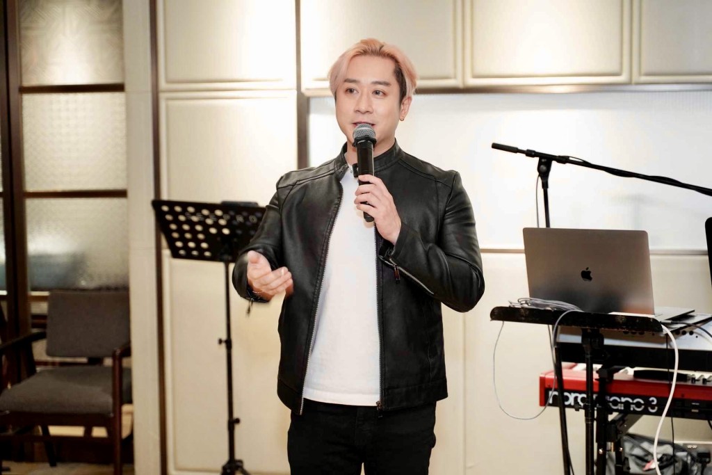對於未來，涂家堯承諾努力創作優質音樂，亦會翻唱一些金曲。