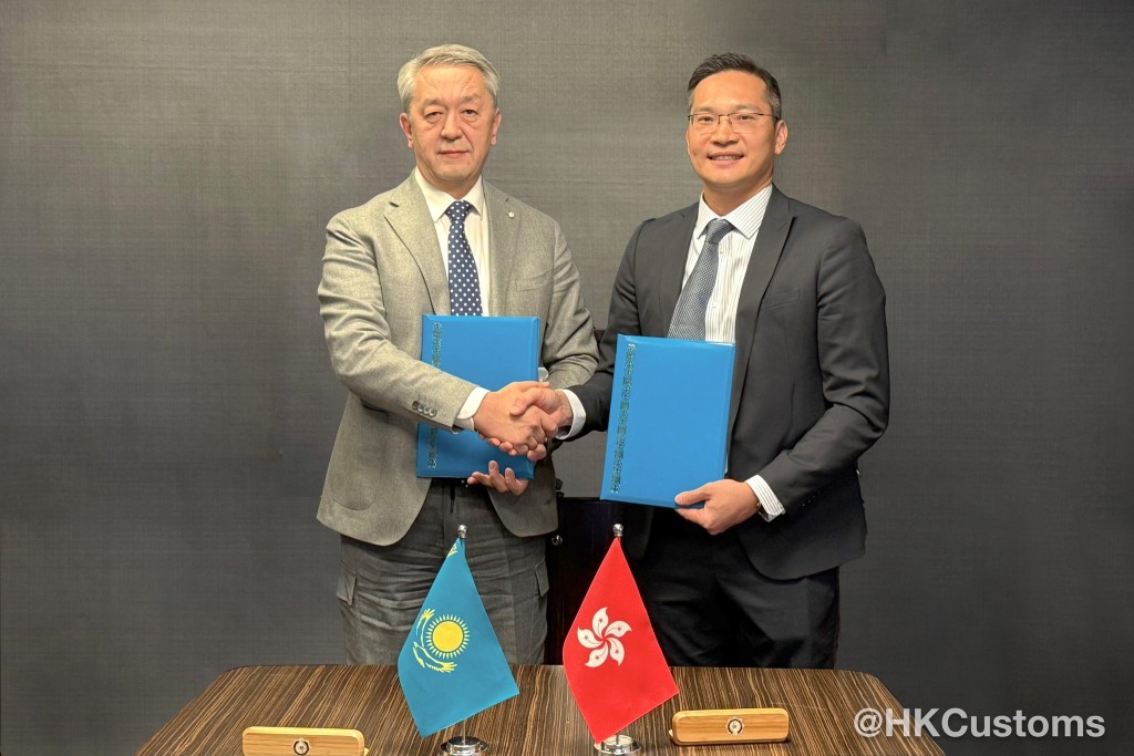 期間,雙方亦商討如何加強海關合作及便利雙邊商貿等議題。香港海關FB 期間,雙方亦商討如何加強海關合作及便利雙邊商貿等議題。香港海關FB