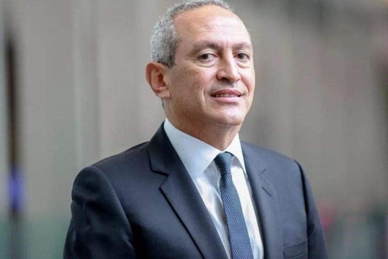 埃及首富Nassef Sawiris：2021年底，他担任董事长的化工公司OCI NV在阿布扎比上市了其与阿布扎比国家石油公司的合资化肥企业。2023年12月，Sawiris宣布计划将他的家族办公室和私人投资集团NNS集团（NNS Group）迁至ADGM。