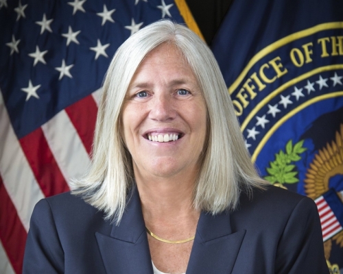 國家情報副總監高登（Sue Gordon）辭職。AP