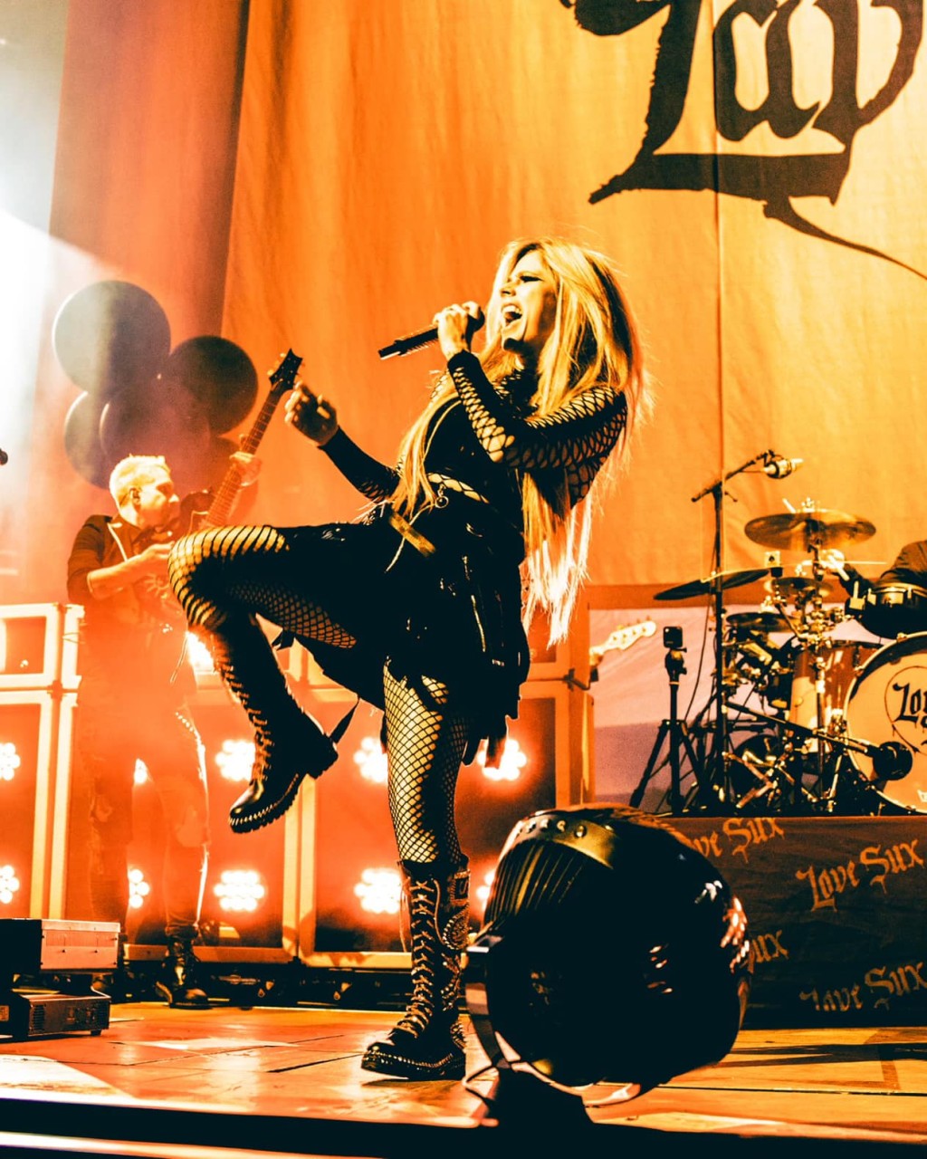 加拿大天后Avril Lavigne演唱會香港站早前已延期，現宣布取消。Avril Lavigne FB圖片