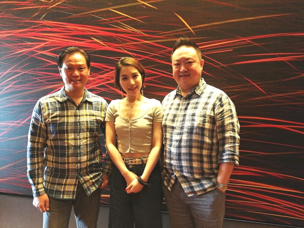 龙贯天、谢晓莹及艺术总监兼音乐设计高润鸿