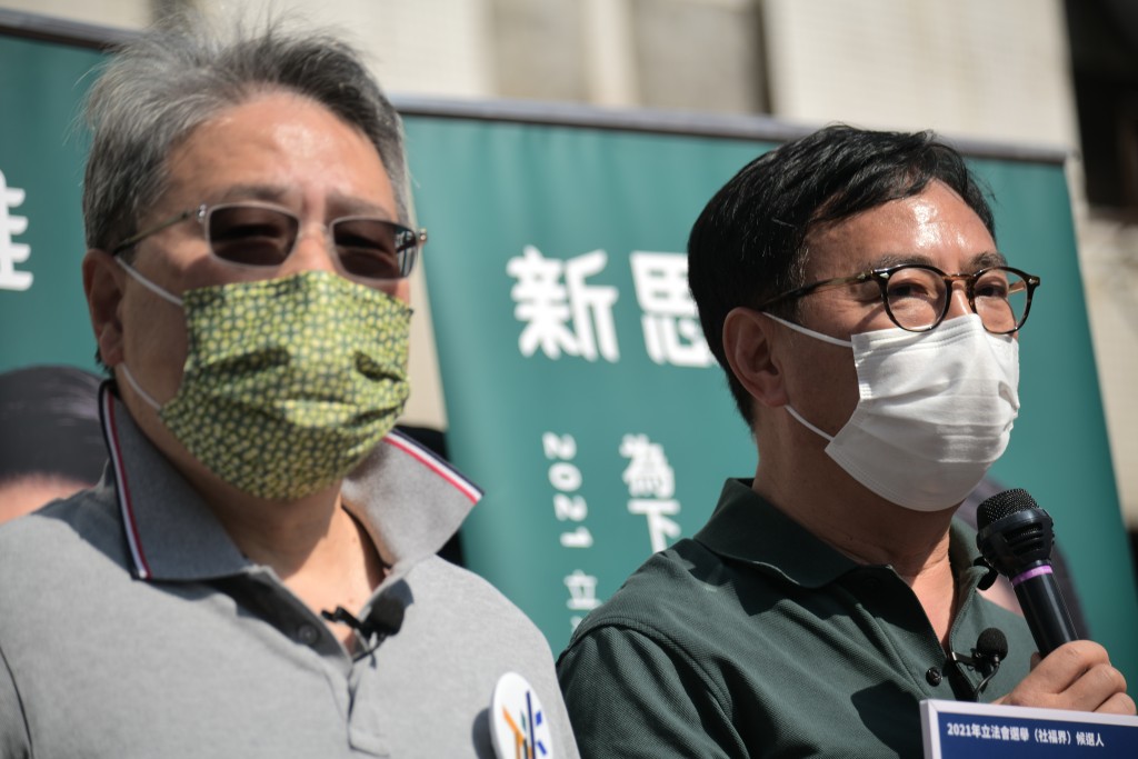 李華明（左）以個人名義支持黨外立法會選舉候選人狄志遠（右），遭凍結黨籍半年，後上訴得直，獲准暫緩執行。資料圖片