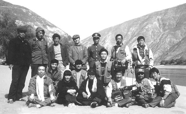 西田敏行(前排左三)曾演出中日邦交正常化15周年纪念電影《敦煌》。 西田敏行(前排左三)曾演出中日邦交正常化15周年纪念電影《敦煌》。