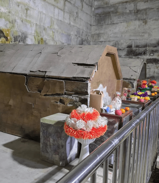 光緒帝的棺木。縱觀清史 光緒帝的棺木。縱觀清史