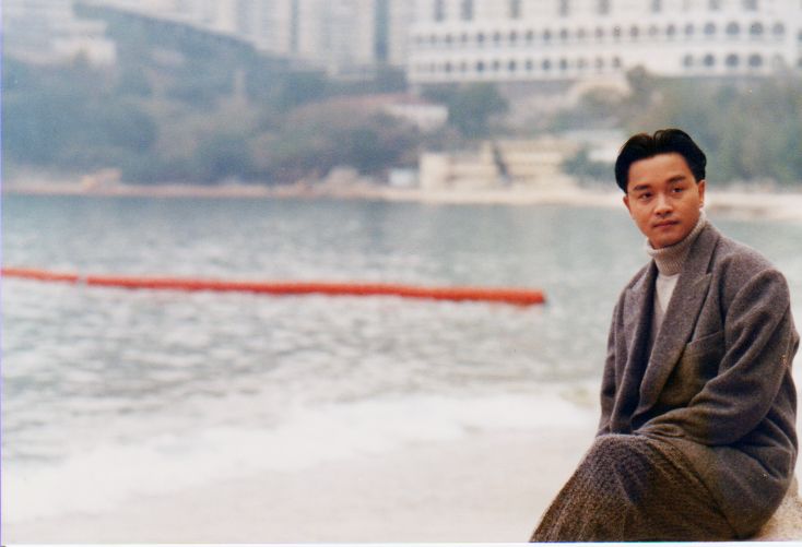 張國榮2003年離世。