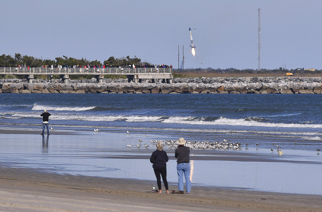 火箭发射过程十分顺利。AP