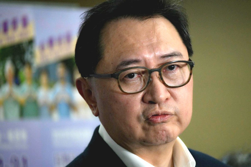 馮驊認當場難追查投票