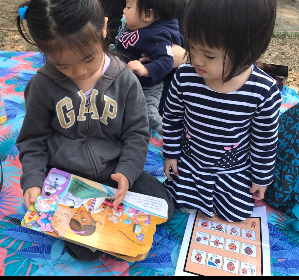 Vivian在疫情初期帶子女跟朋友進行活動。